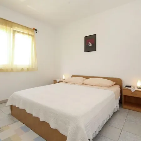 Apartamento In Rogoznica With Terrace, Air Conditioning, Wi-fi Rogoznica (Sibenik-Knin)