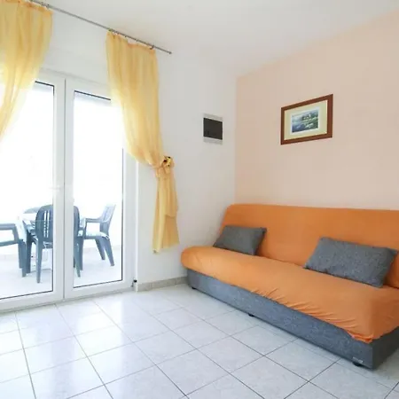 公寓 In Rogoznica With Terrace, Air Conditioning, Wi-fi 罗戈兹尼察